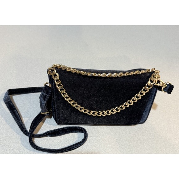 Anthropologie Handbags - Anthropologie Velvet Crossbody Wallet inner mirror‎ slip pocket Magnetic closure